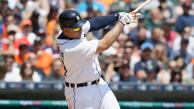 Cabrera_1280_cw7v326h_clblktca.jpg