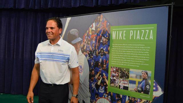 MikePiazza1280_yw06986x_yifqk4j1.jpg