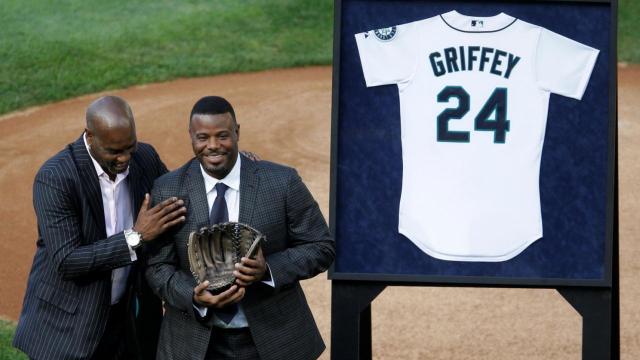 Griffey1280_gdk039iw_skklw4u6.jpg
