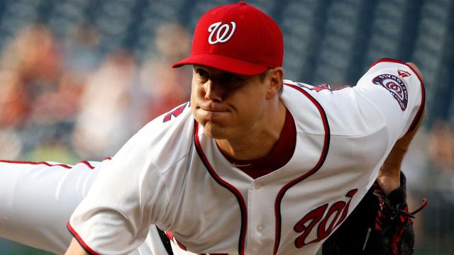 Papelbon1280_5hb5xctp_1l2q574z.jpg