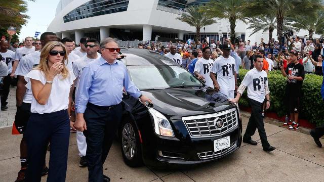 Marlins1280_ggnam7g4_l4sxxf8a.jpg