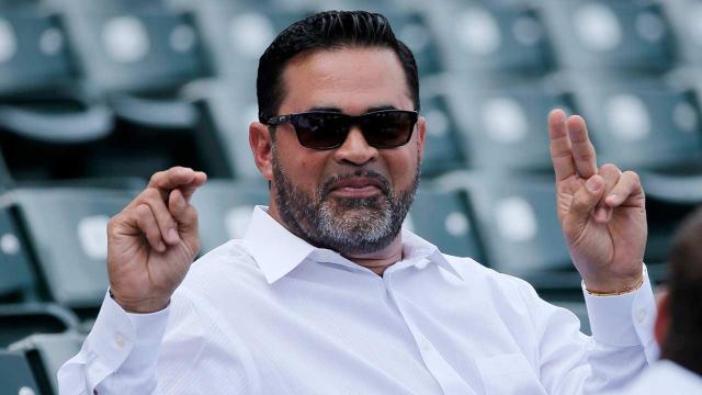 Ozzie1280_71cdg723_p6d2cgw1.jpg