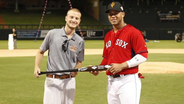 moncada_1280_a0i4un1a_sr1376tt.jpg
