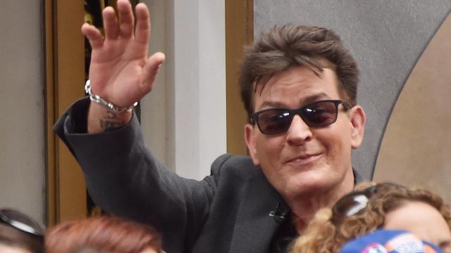 sheen1280_n8rw52c2_vxexhqbx.jpg