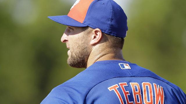tebow_1280_yzf516p0_bcue93tc.jpg