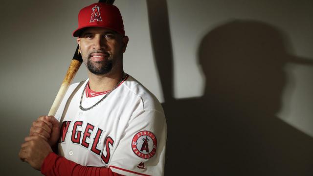 Pujols1280_kxxu26pd_q4cyl5jk.jpg