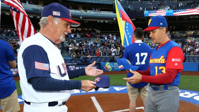 leyland_vizquel_1280_4z52zpbb_ld05tekn.jpg